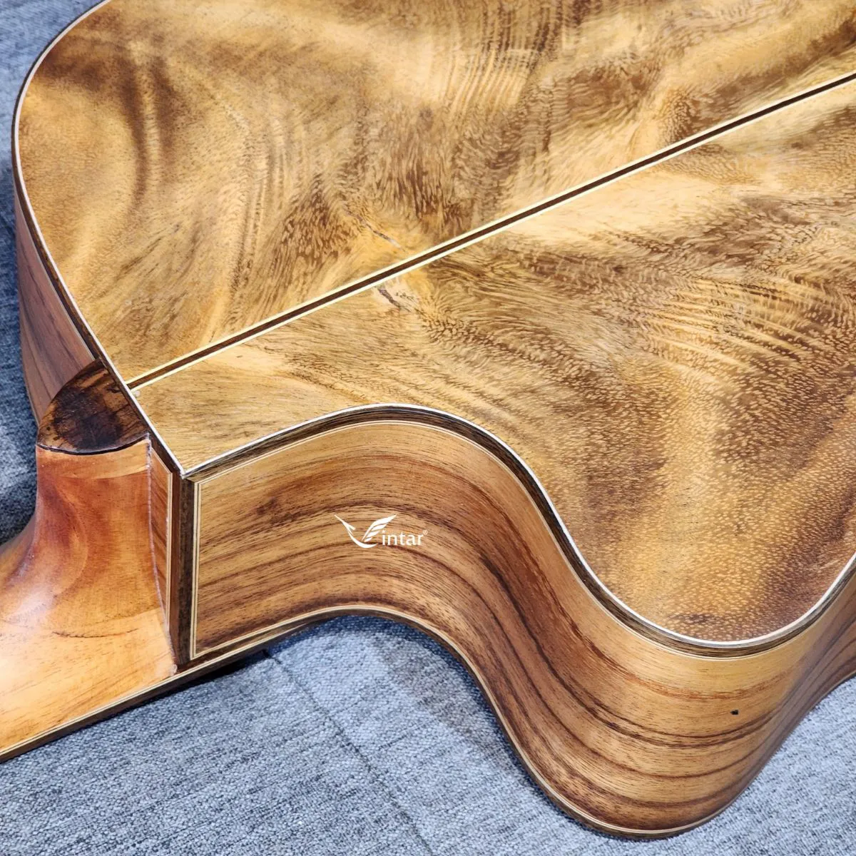 C5K - ĐÀN GUITAR CLASSIC GỖ ĐIỆP CAO CẤP DÁNG KHUYẾT