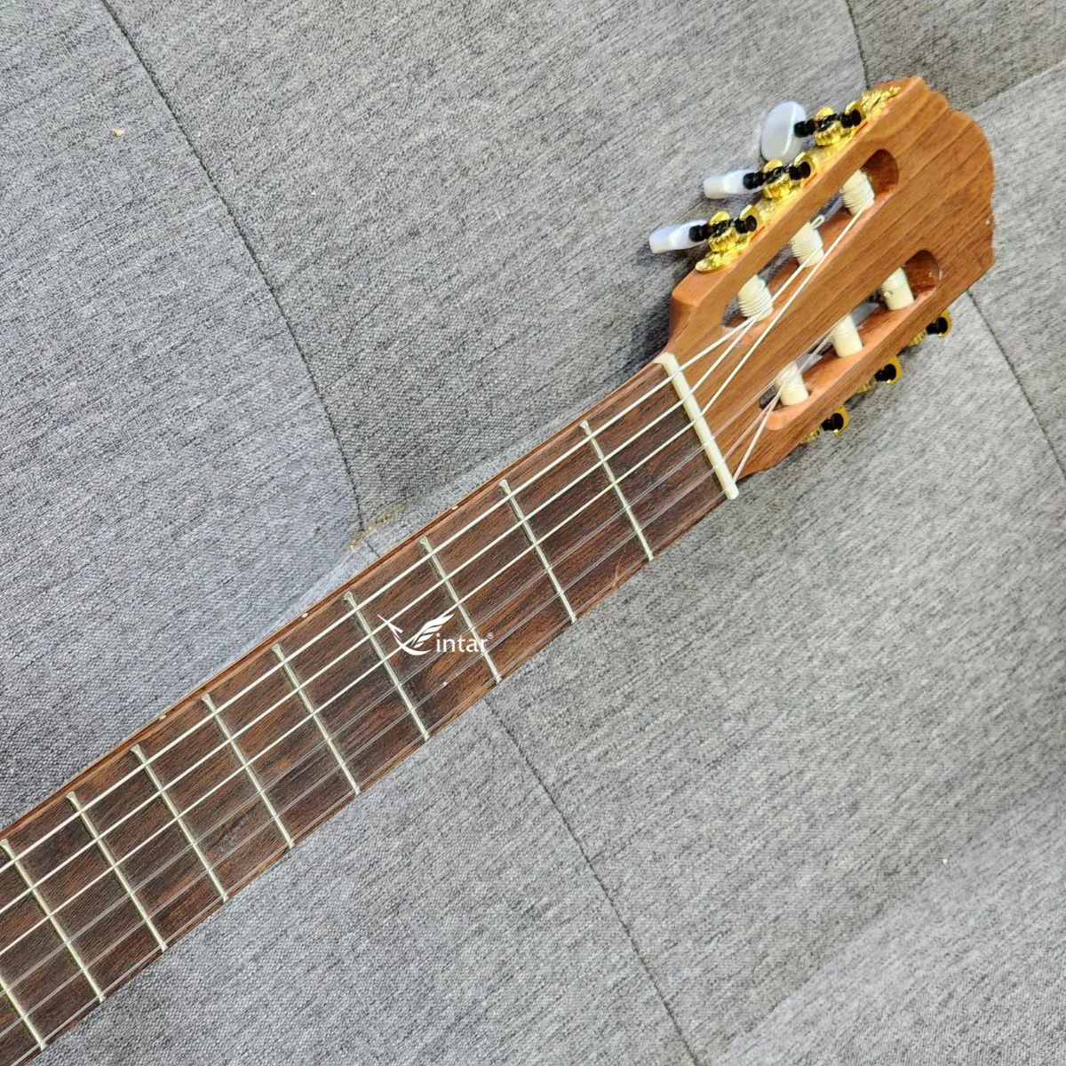 C5K - ĐÀN GUITAR CLASSIC GỖ ĐIỆP CAO CẤP DÁNG KHUYẾT