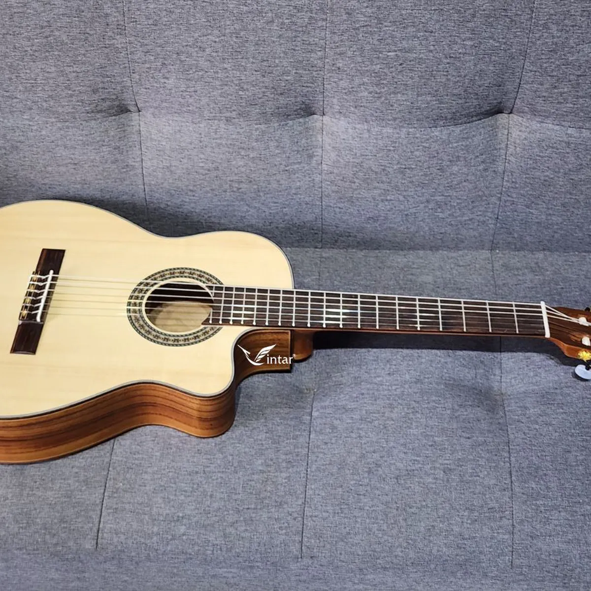 C5K - ĐÀN GUITAR CLASSIC GỖ ĐIỆP CAO CẤP DÁNG KHUYẾT