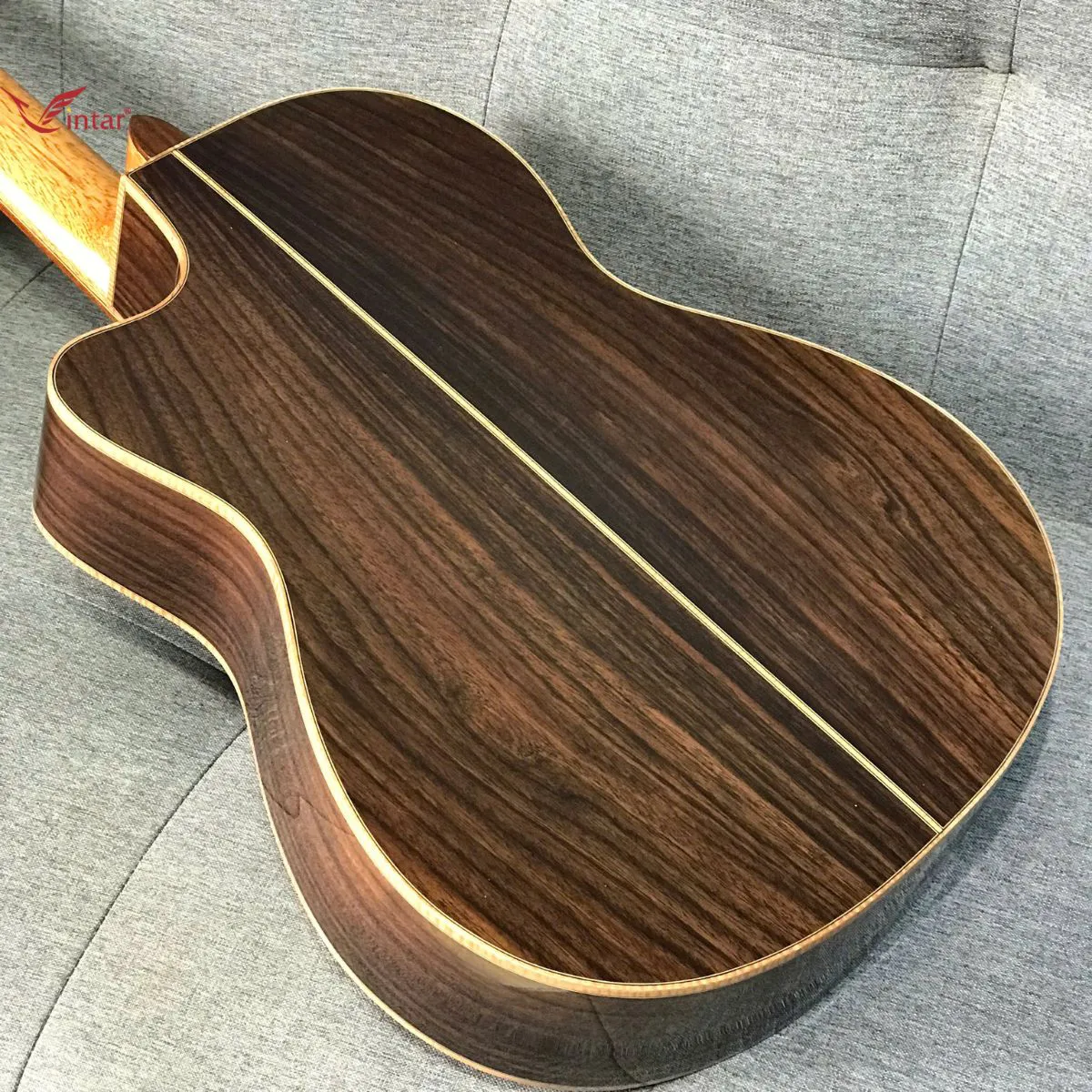 VINTAR V300 GUITAR CLASSIC CẨM ẤN CAO CẤP DÁNG KHUYẾT