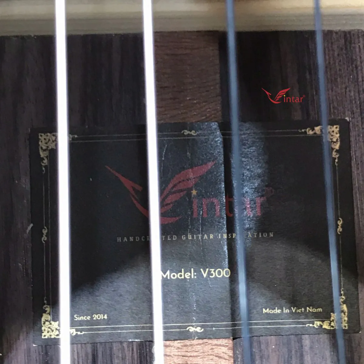 VINTAR V300 GUITAR CLASSIC CẨM ẤN CAO CẤP DÁNG KHUYẾT