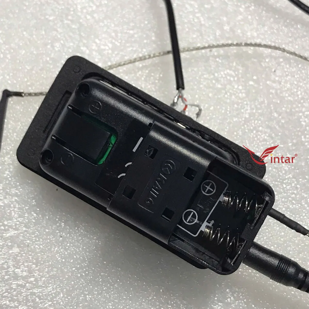 EQ GUITAR KLT10B CHÍNH HÃNG THON GỌN