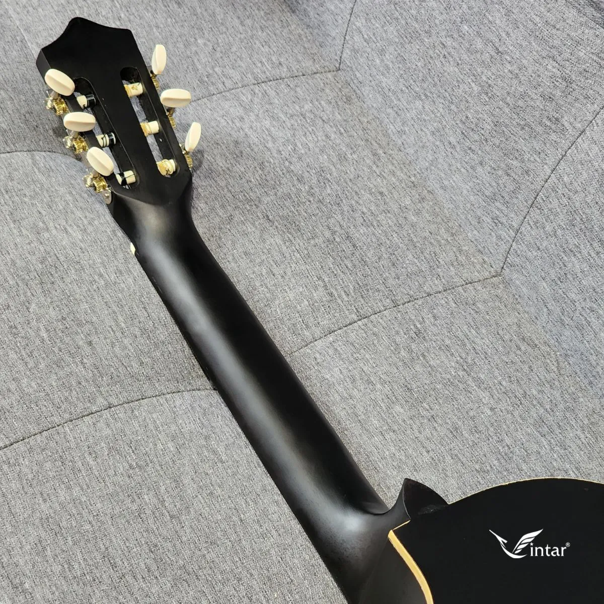 C1K - ĐÀN GUITAR CLASSIC TẬP CHƠI DÁNG KHUYẾT