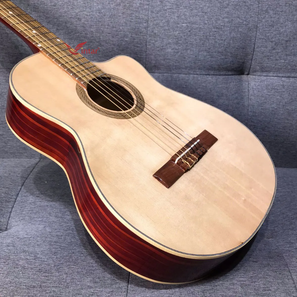 C1K PRO - ĐÀN GUITAR CLASSIC GIÁ RẺ VÂN GIẢ CẨM