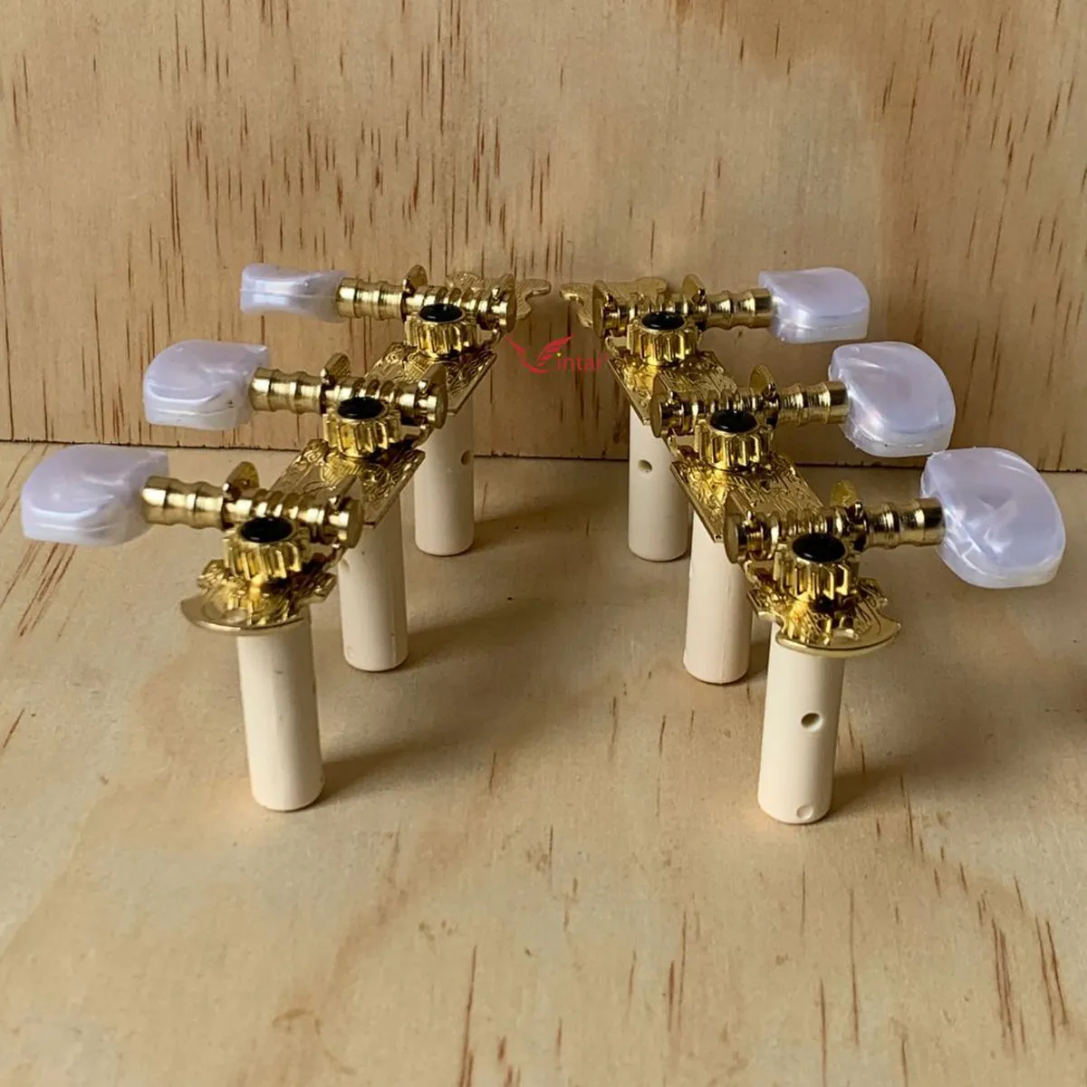 KHÓA ĐÀN CLASSIC VÀNG HIỆU HF VÀNG NHẠT