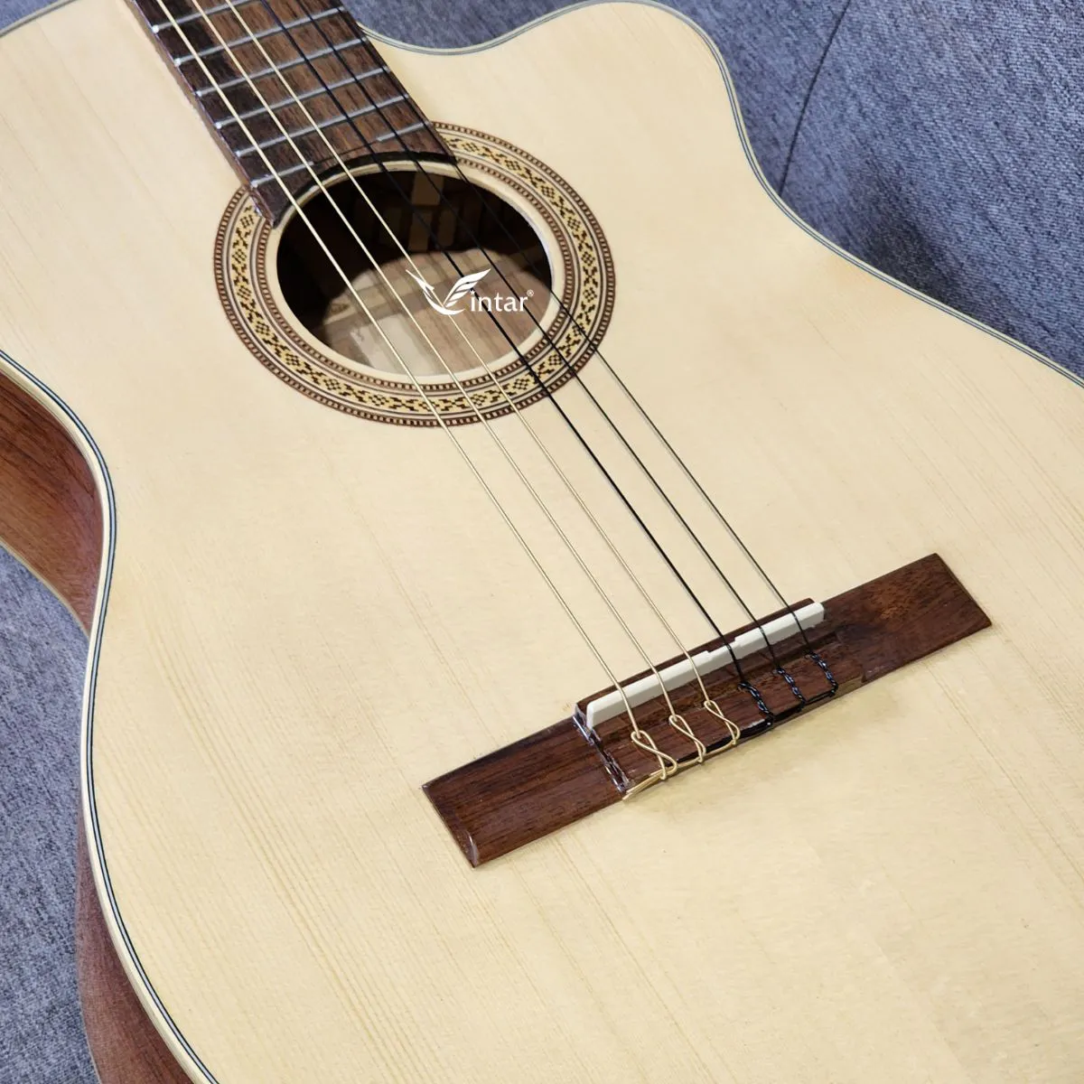 C2K - ĐÀN GUITAR CLASSIC GỖ HỒNG ĐÀO NGUYÊN TẤM DÁNG KHUYẾT