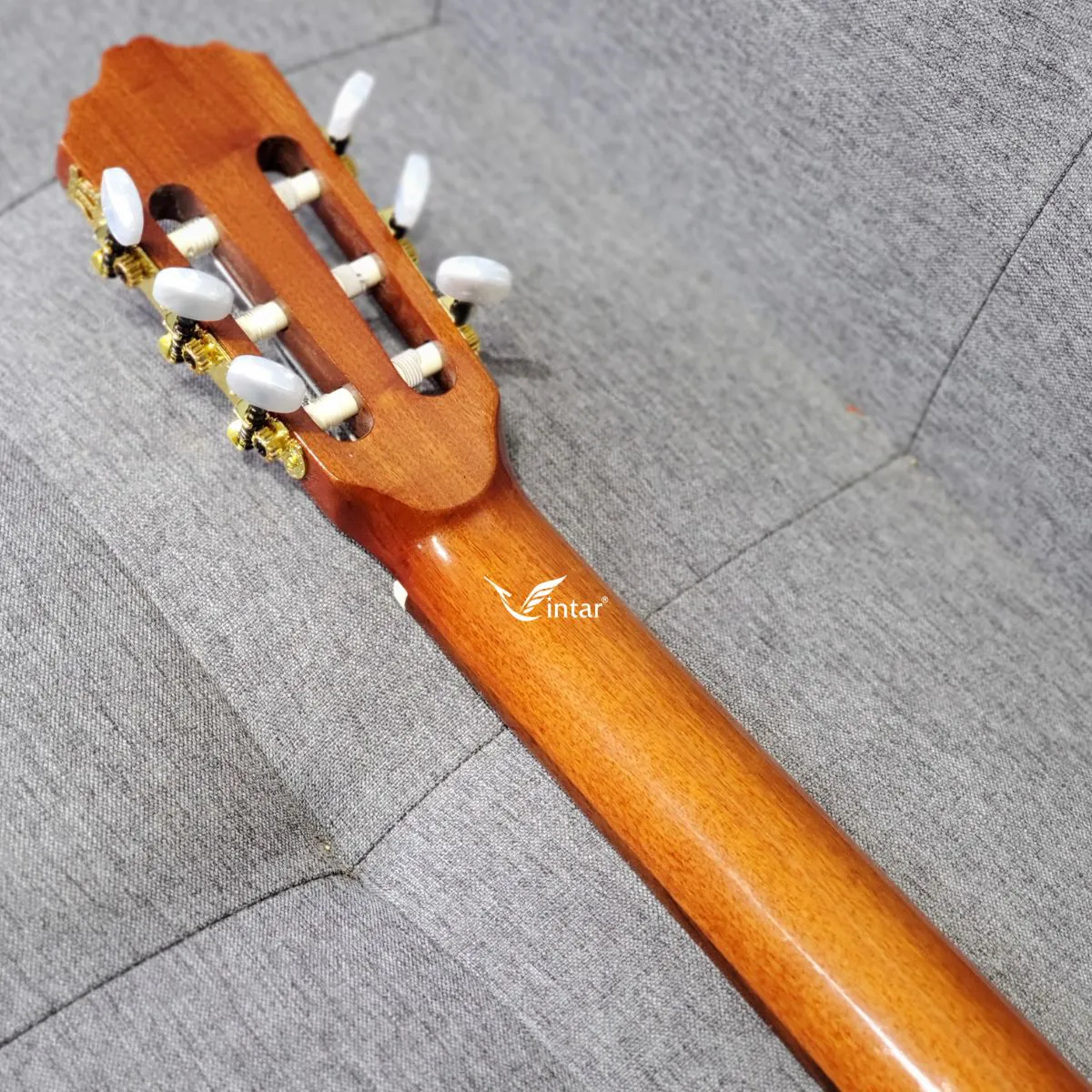 C3T - ĐÀN GUITAR CLASSIC GỖ HỒNG ĐÀO CAO CẤP DÁNG TRÒN CỔ ĐIỂN
