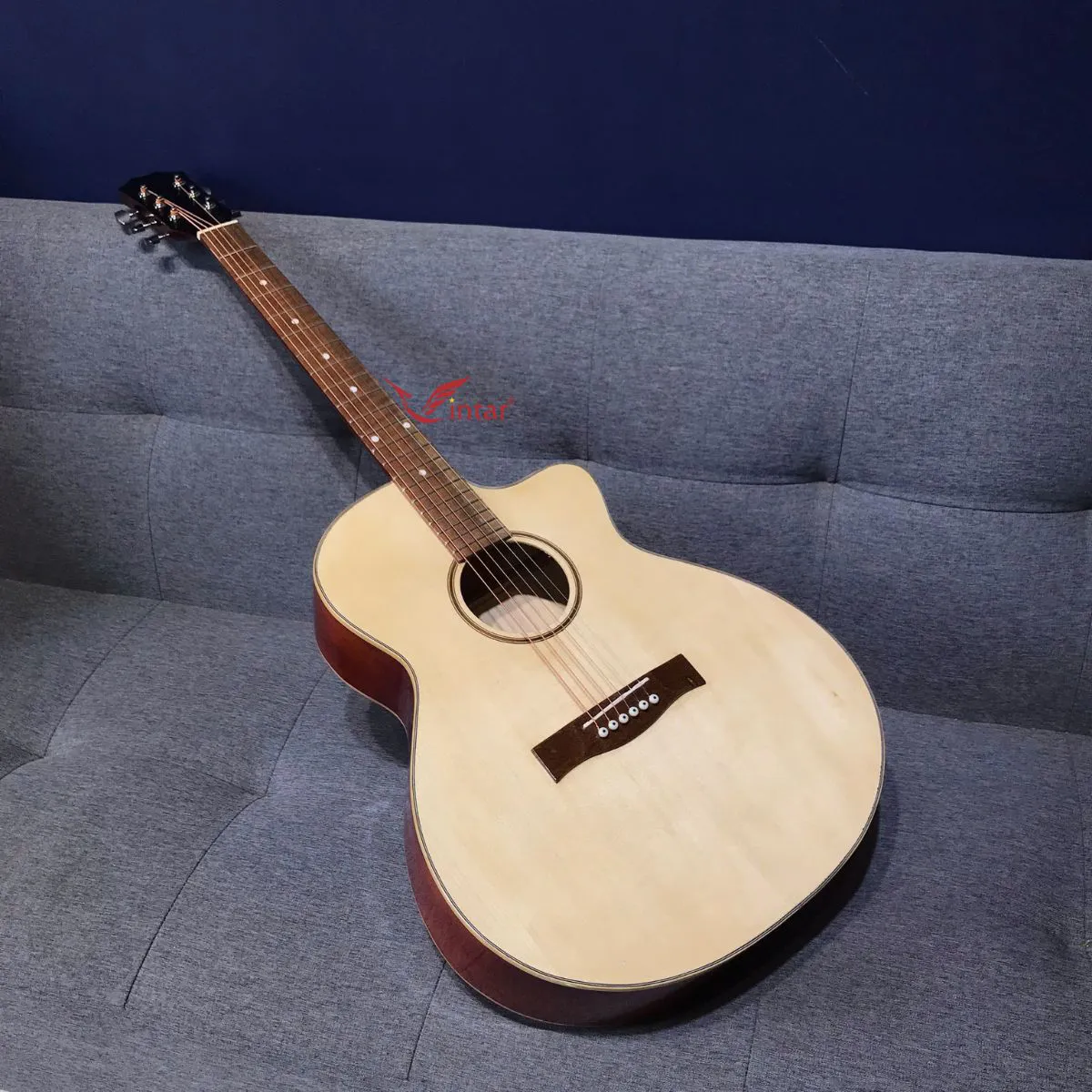A1K GUITAR ACOUSTIC GIÁ RẺ MÀU TỰ NHIÊN