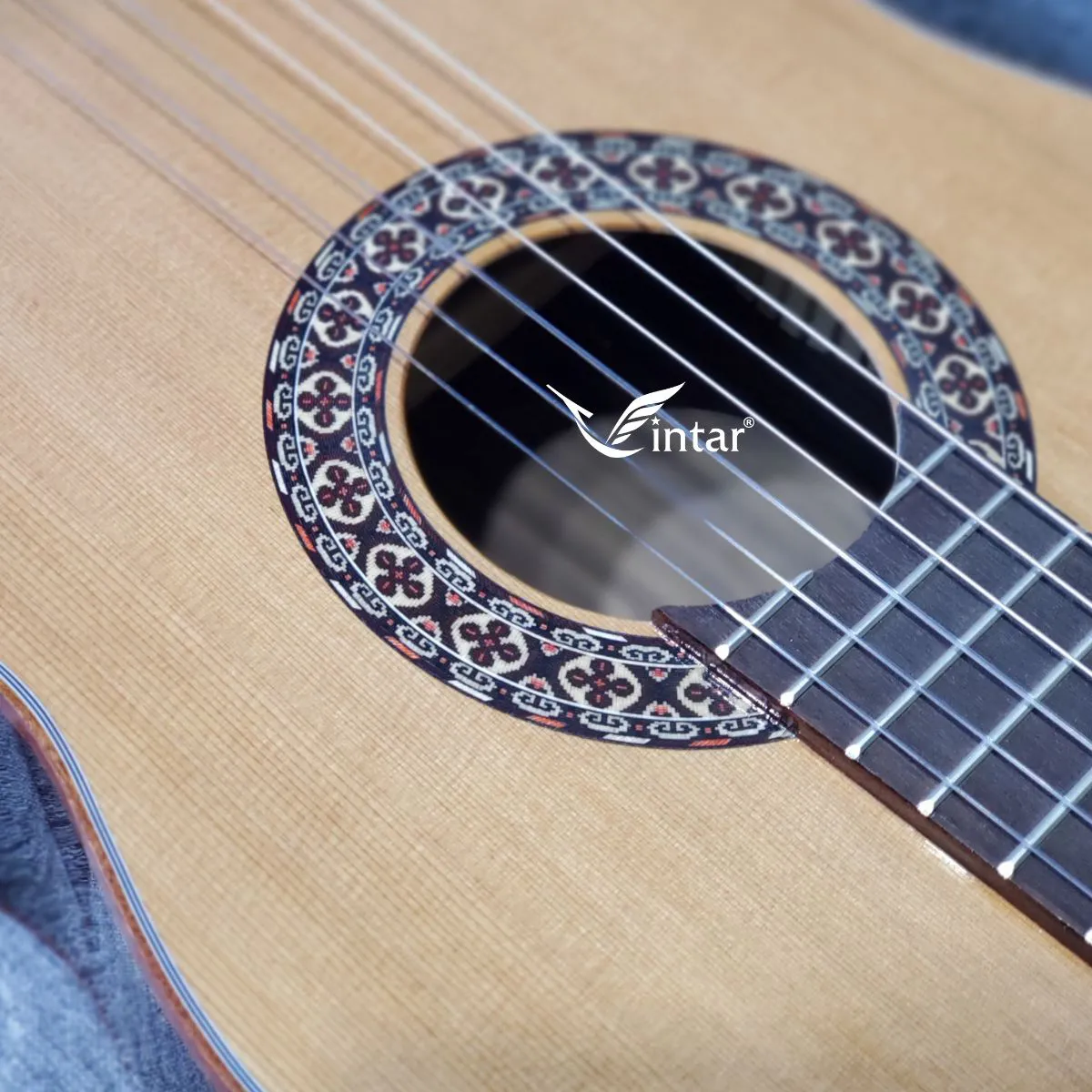 C7T - ĐÀN GUITAR CLASSIC GỖ CẨM ẤN CAO CẤP DÁNG TRÒN MẶT TOP CEDAR