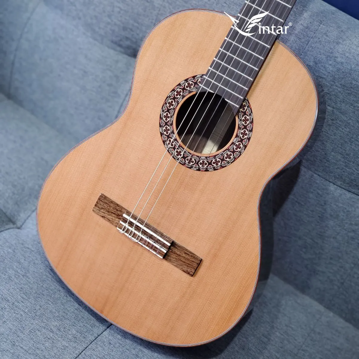 C7T - ĐÀN GUITAR CLASSIC GỖ CẨM ẤN CAO CẤP DÁNG TRÒN MẶT TOP CEDAR