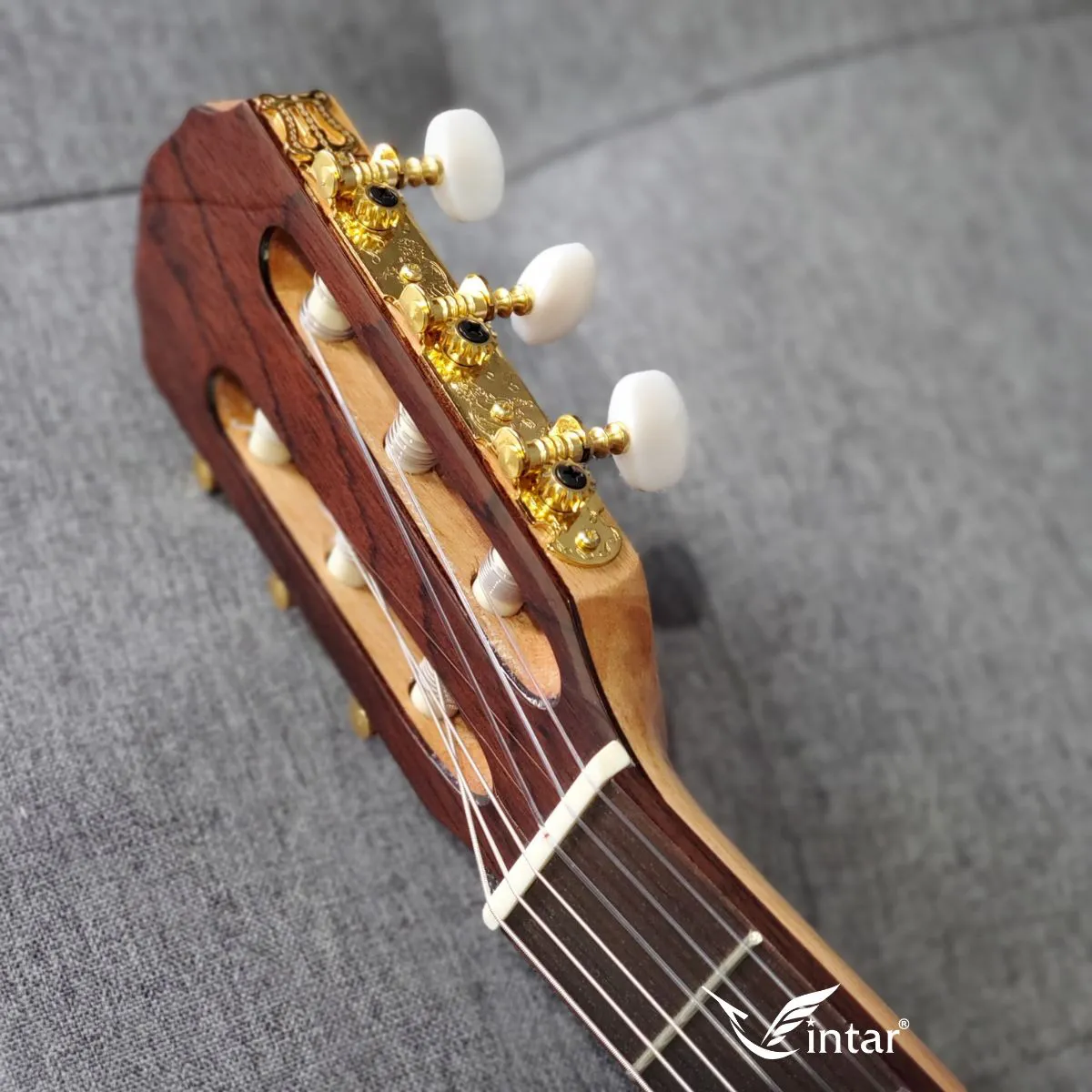 C7T - ĐÀN GUITAR CLASSIC GỖ CẨM ẤN CAO CẤP DÁNG TRÒN MẶT TOP CEDAR