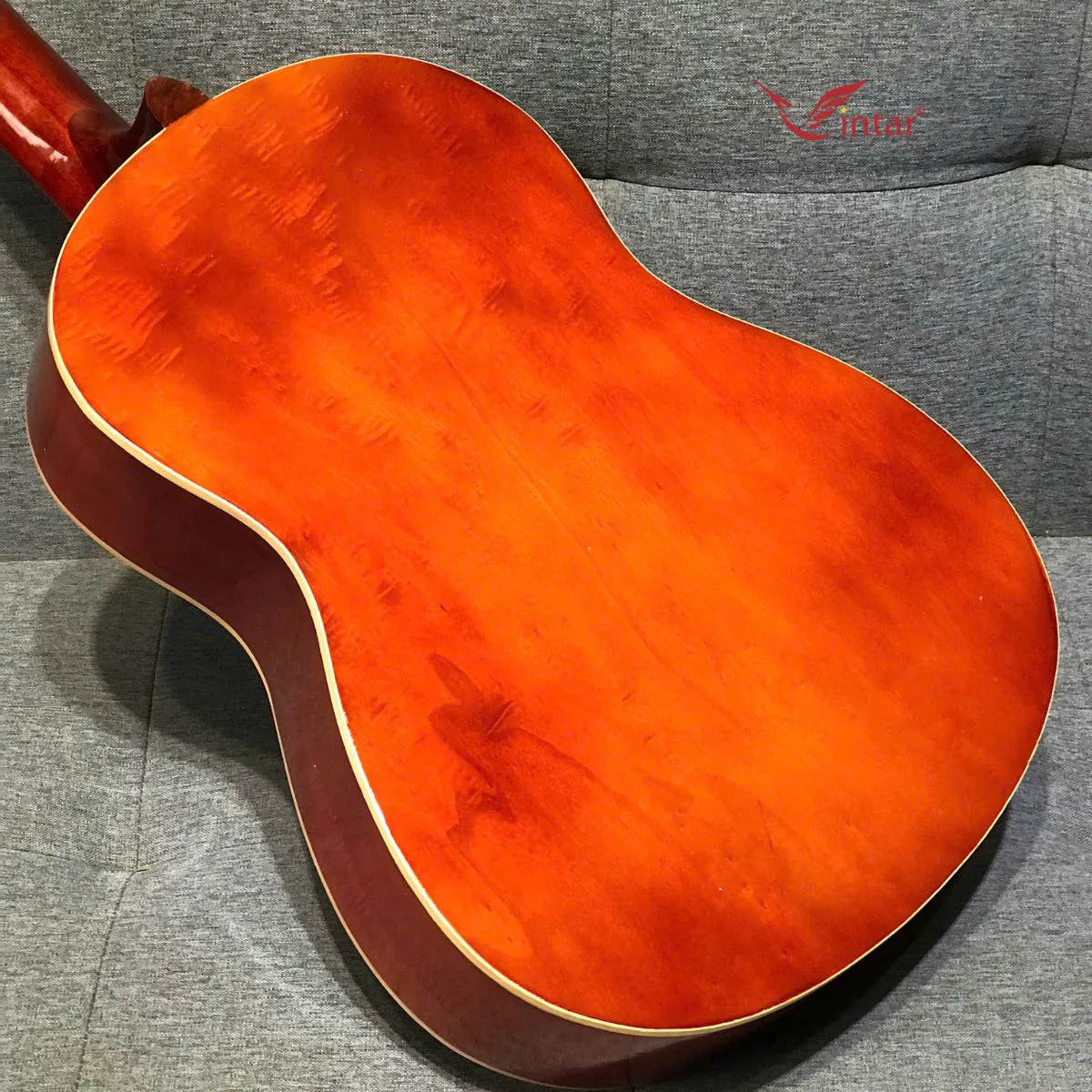 C1T GUITAR CLASSIC GIÁ RẺ DÁNG TRÒN