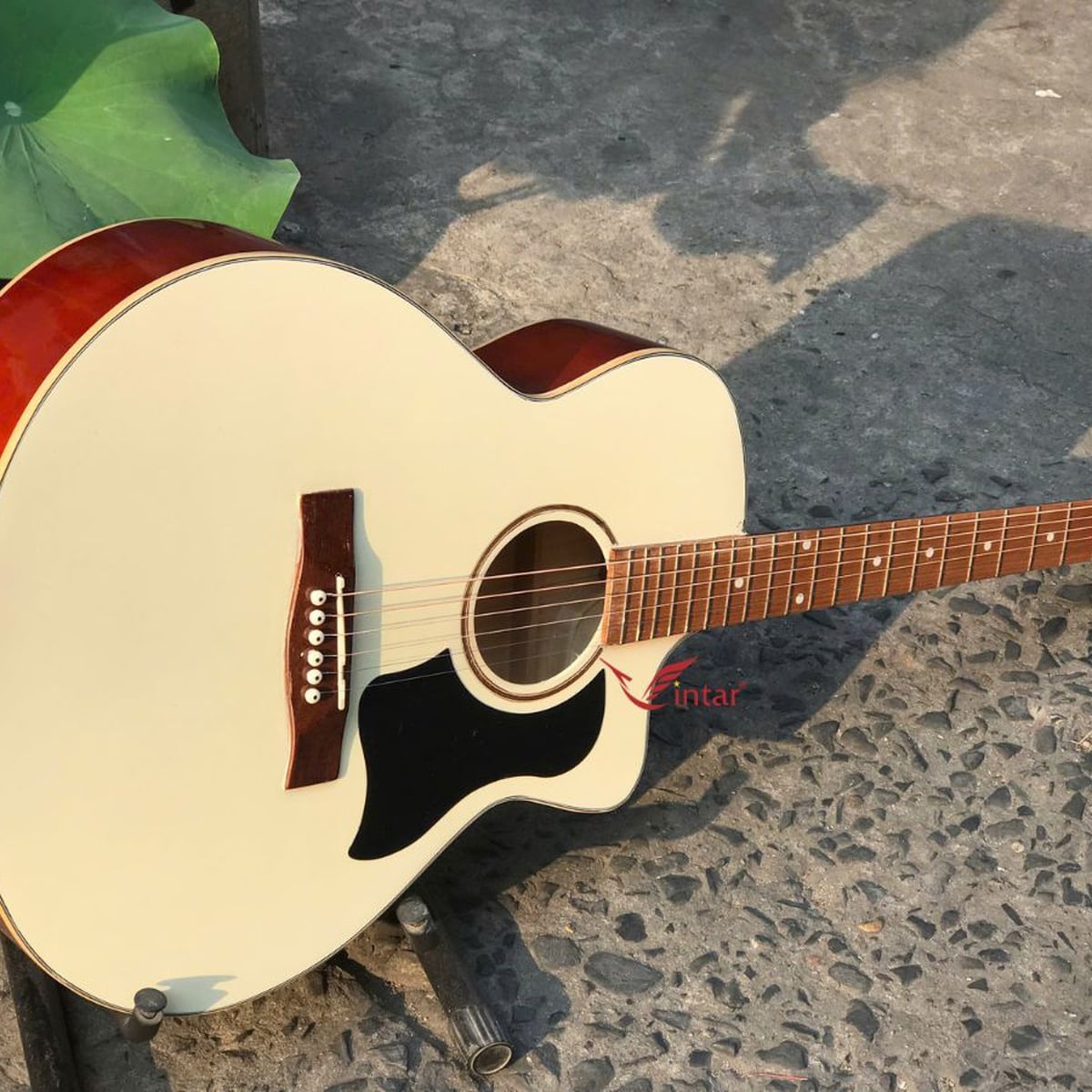 A1SK ĐÀN GUITAR ACOUSTIC GIÁ RẺ MẶT SƠN KEM
