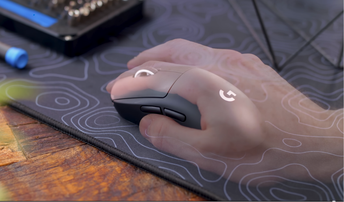 logitech g pro x superlight thiet ke 1