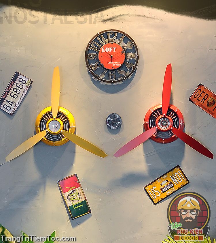 Combo trang trí với Đồng hồ - Cánh quạt máy bay và Tranh thiếc biển số