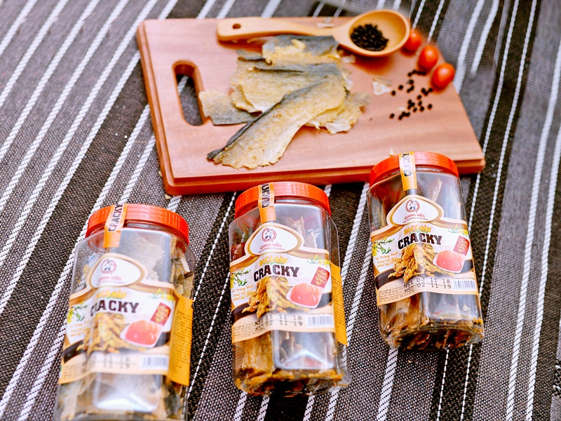 Da cá sấy giòn vị trứng muối - đậm đà hương vị Việt Nam Da cá sấy giòn vị trứng muối - đậm đà hương vị Việt Nam