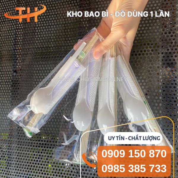 Combo 4 in 1 (muỗng, đũa, tăm, khăn giấy) dùng 1 lần giá sỉ