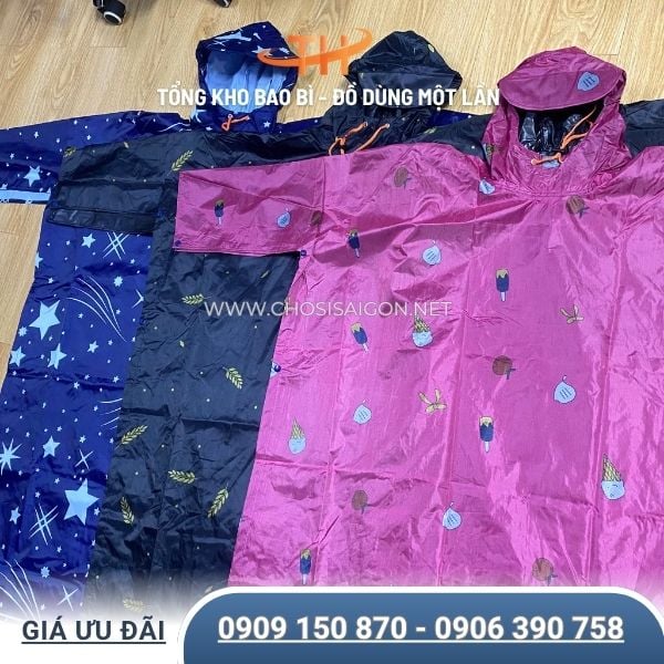 Áo mưa cánh dơi đủ màu, đủ kiểu