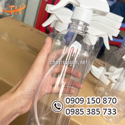 Chai nhựa 500ml tròn cao có vòi xịt phun sương sỉ rẻ