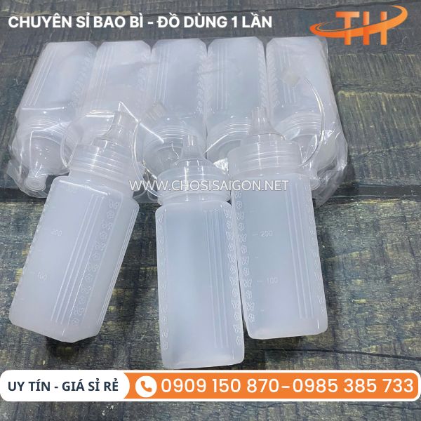 Chai nhựa có chia vạch đựng sốt, siro, tương