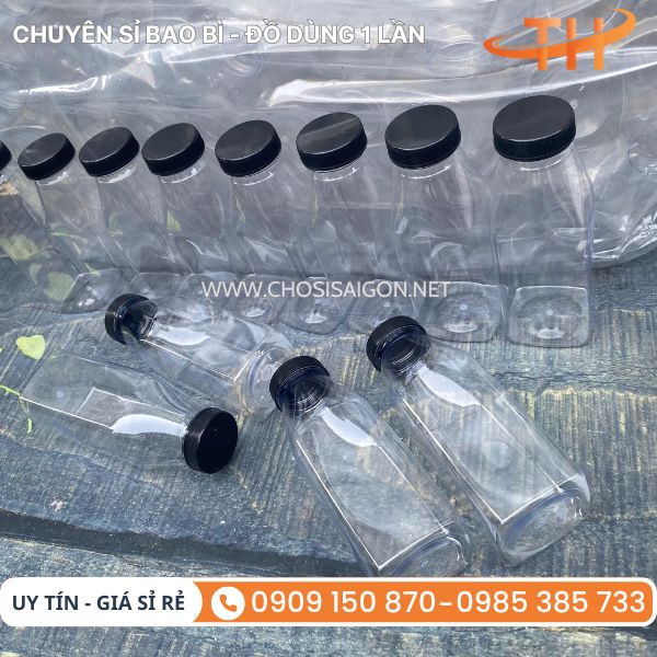 Chai nhựa vuông vát dày dặn, cứng cáp
