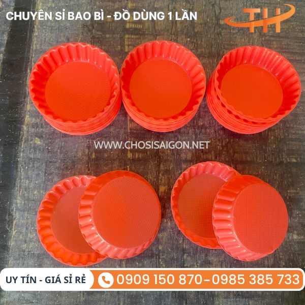 Chén nhựa đỏ đựng tương, nước chấm cho quán ăn vặt