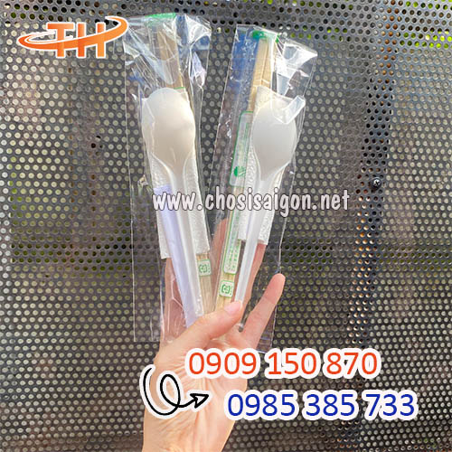 Combo 4 món muỗng, đũa, tăm, giấy ăn an toàn vệ sinh giá sỉ rẻ