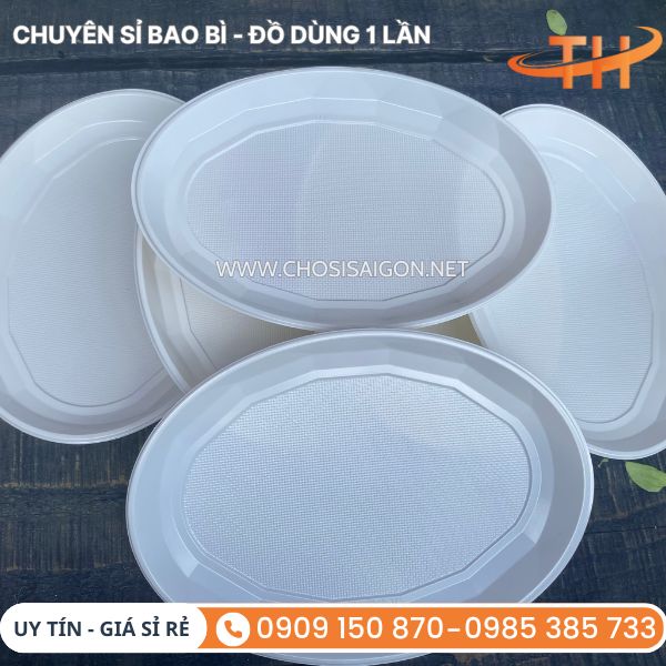 Dĩa nhựa đa dạng kích thước