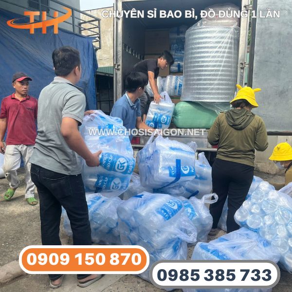 Ly nhựa sẵn kho tại Thu Hồng