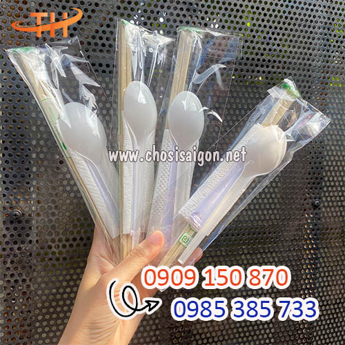 Combo 4 món thìa, đũa, tăm, giấy ăn tiện dụng giá rẻ