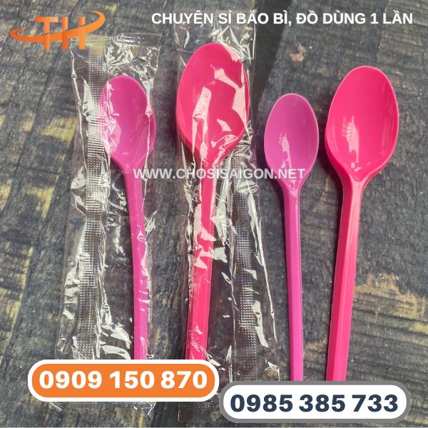 Muỗng nhựa hồng bọc màng giá rẻ nhất