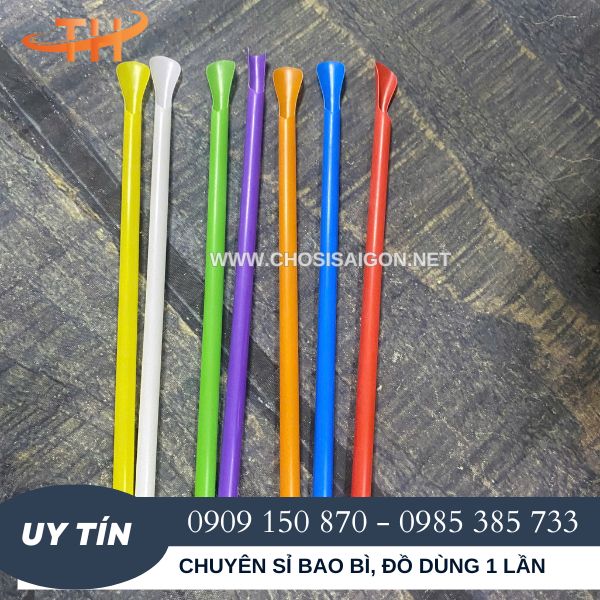 Ống hút có 1 đầu muỗng chịu nhiệt tốt giá sỉ rẻ