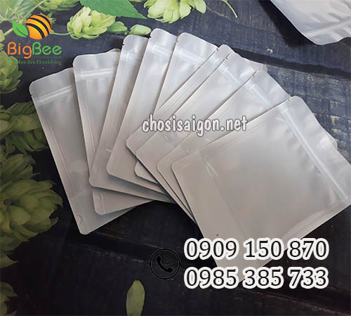 Túi zipper đáy đứng 1 mặt bạc 1 mặt trong giá sỉ ưu đãi tại TP.HCM