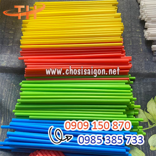 Ống hút nhựa đủ màu phi 6 giá siêu rẻ