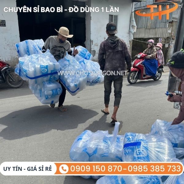 Ly nhựa 700ml số lượng lớn tại kho