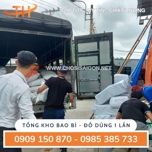 Túi nilon 2 quai trắng sữa lên hàng số lượng lớn