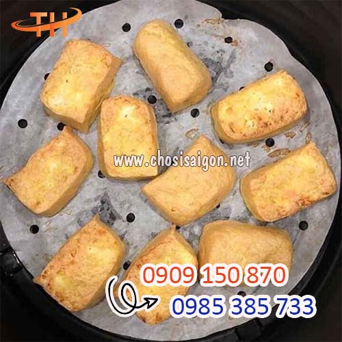 Giấy nến tròn đục lỗ chống dính giá sỉ rẻ