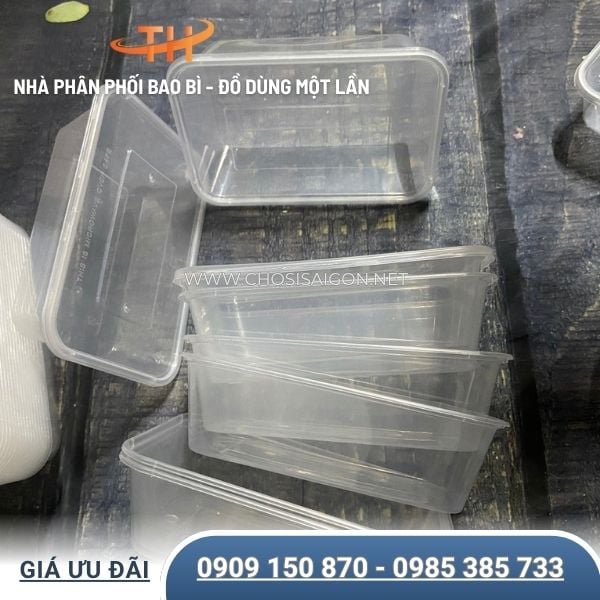 Hộp nhựa chữ nhật 650ml trắng trong