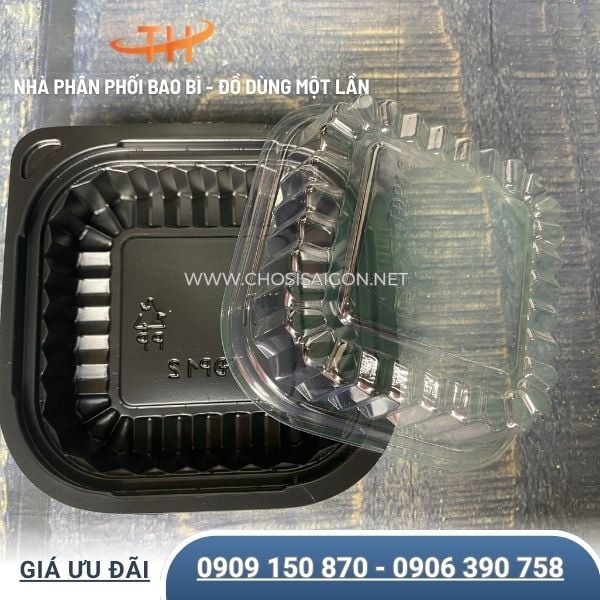 Hộp nhựa vuông nhỏ đế đen HT12