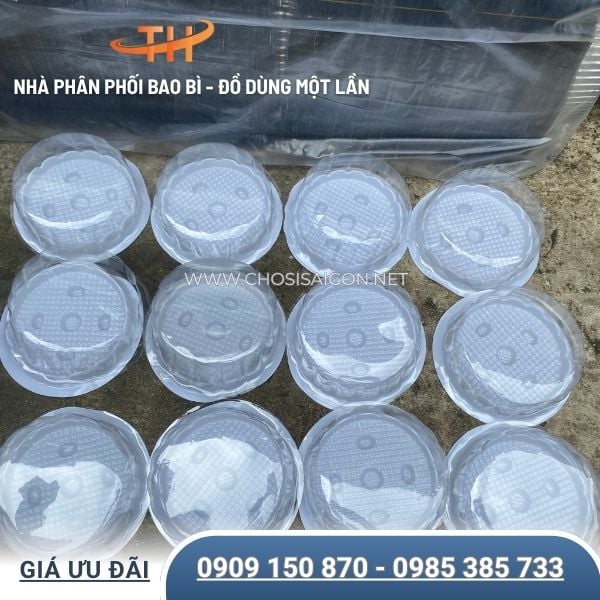 Hộp nhựa tròn đế trắng nắp pet cao trong suốt