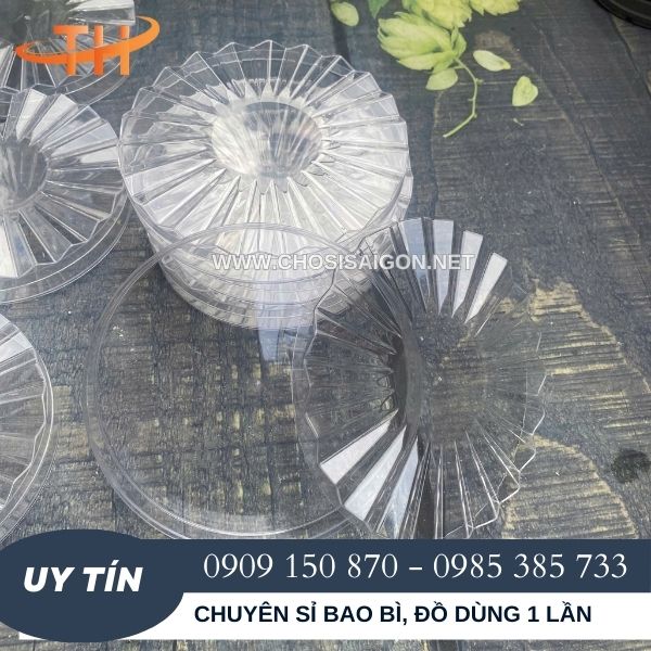 Hộp nhựa mica nắp mặt trời đựng bánh, kẹo, mứt giá rẻ