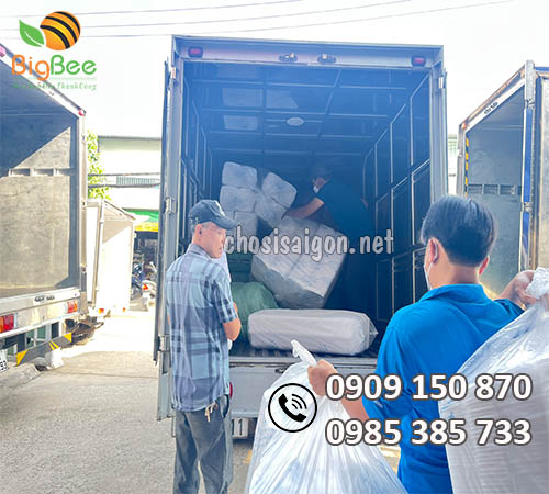 Hộp xốp giá sỉ số lượng lớn tại công ty Thu Hồng