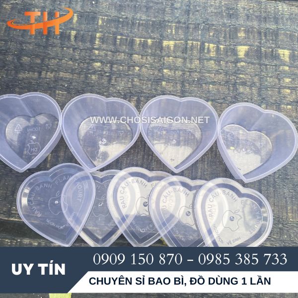 Hũ nhựa đựng bánh flan hình trái tim giá rẻ
