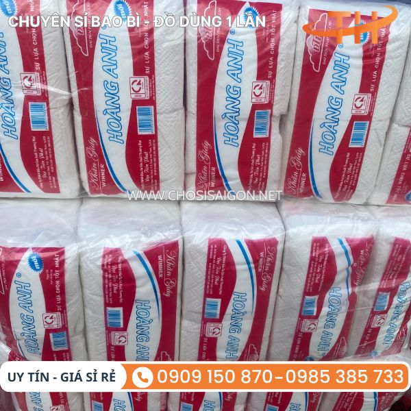 Khăn giấy rút Hoàng Anh