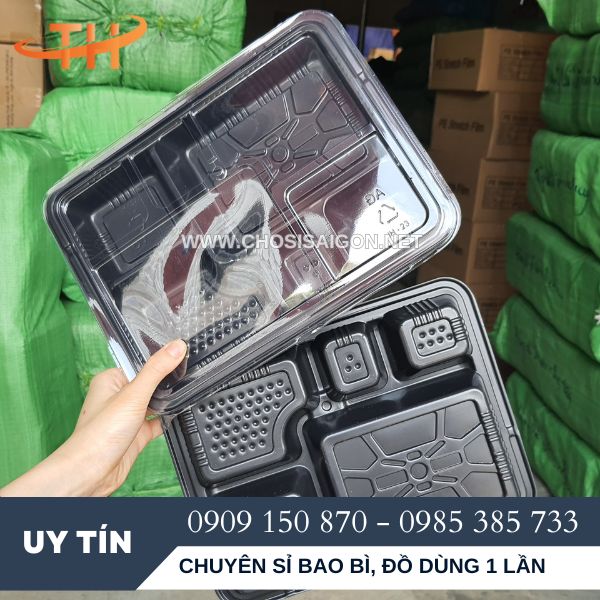 Khay nhựa đế đen 5 ngăn nắp pet trong giá rẻ