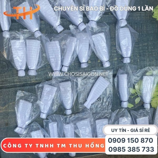 Xốp lưới trắng bọc ổi lồng sẵn thun đen và túi nilon