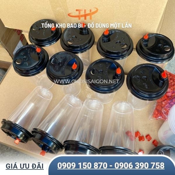 Ly nhựa 500ml nắp nút tim đen giá rẻ số lượng lớn