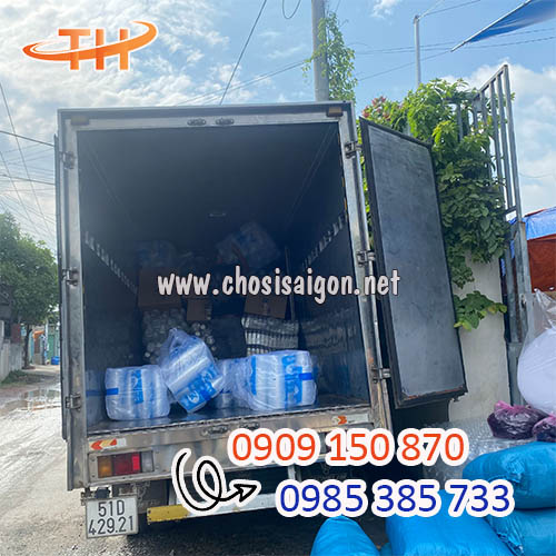 Ly nhựa bỏ sỉ giao hàng nhanh