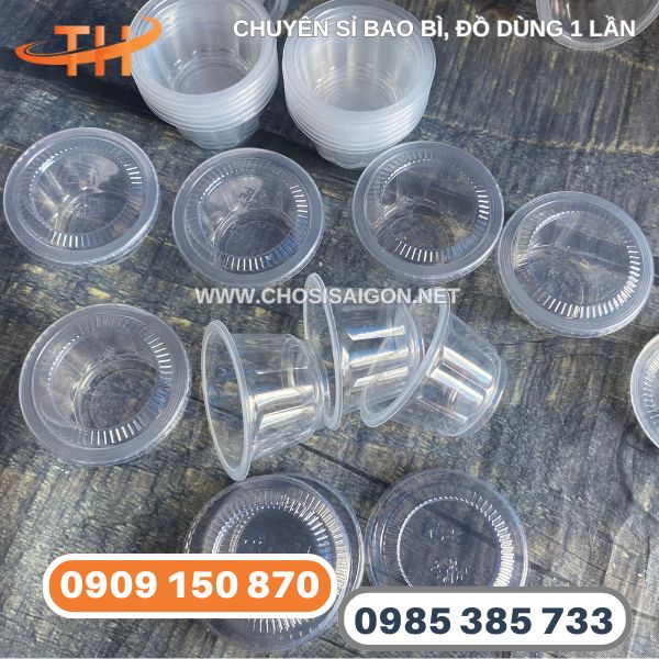 Ly nhựa bông mai dày dặn, chịu nhiệt tốt