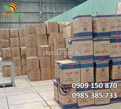 Ly nhựa kho sỉ giá rẻ tại TP.HCM